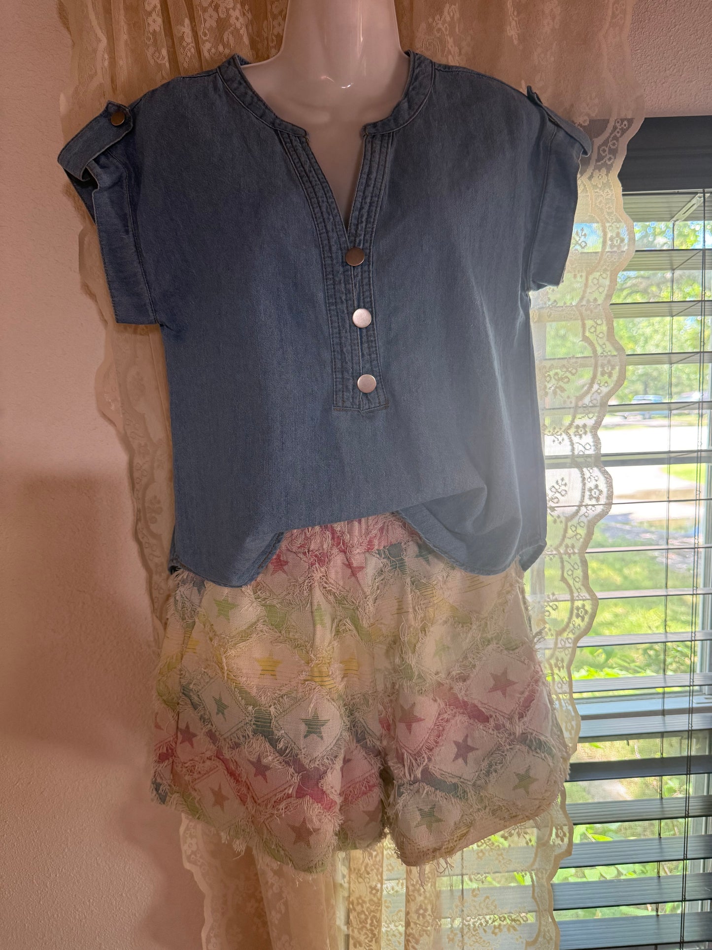 Star Shorts